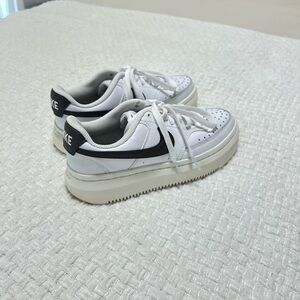 Nike Court Vision Alta